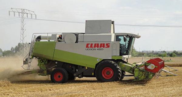 Claas Lexion Combine 2010 ->