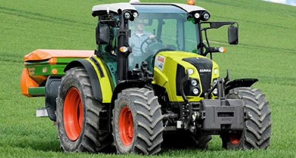 Claas 400 serie 2015-