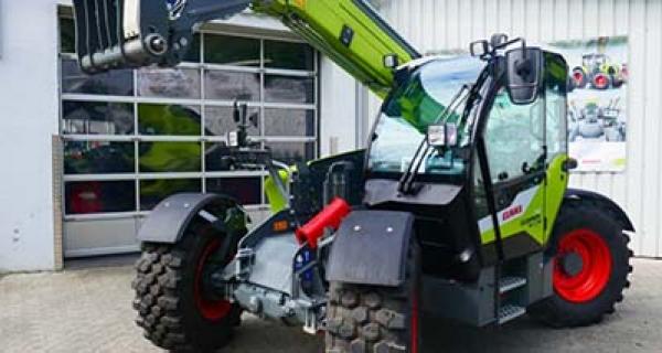 Claas Scorpion 741 verreiker